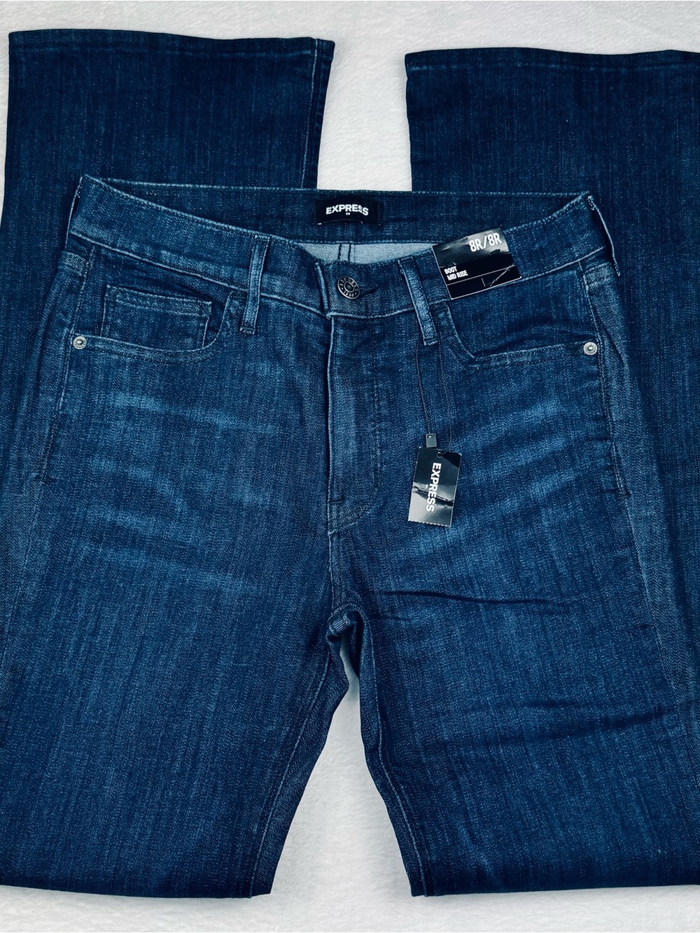 Express NWT Boot mid-rise dark wash bootcut jeans. Size 8R. Brand new with tags. - Picture 2 of 10